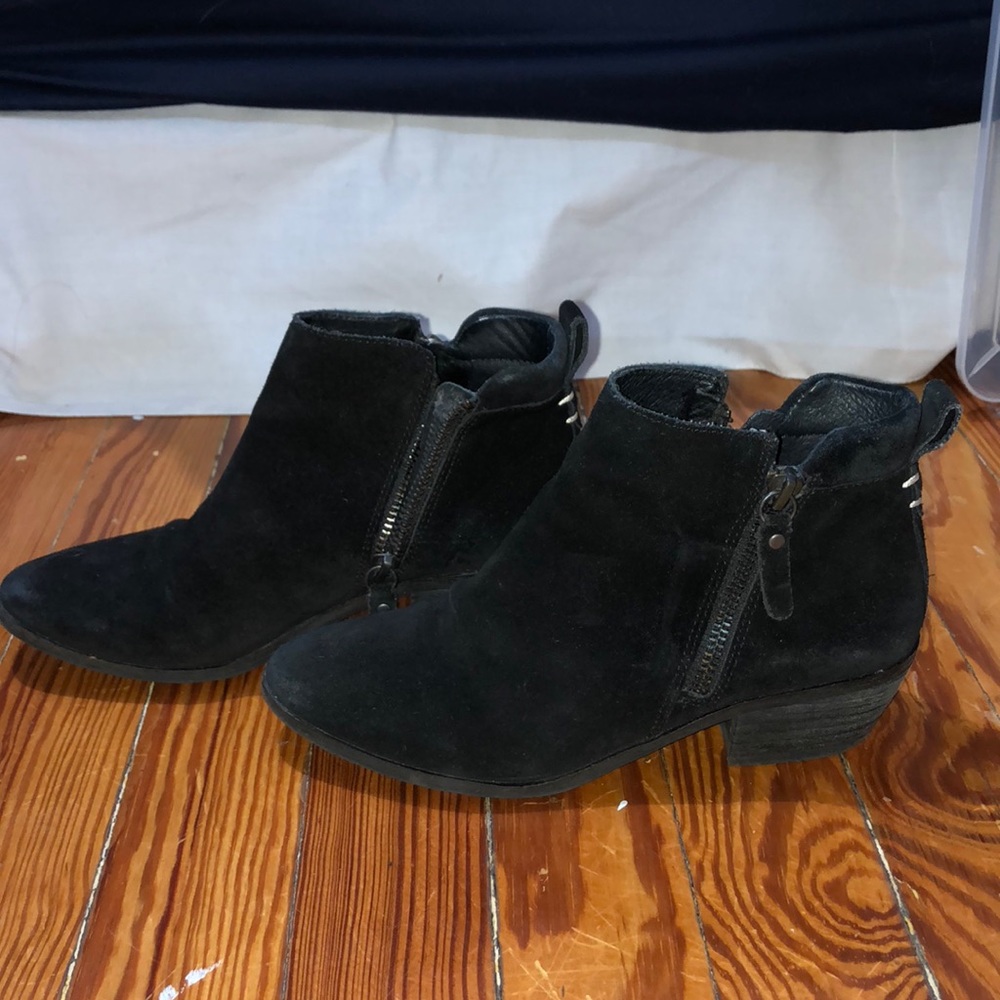 Vince Camino tricera black ankle booties sz 5